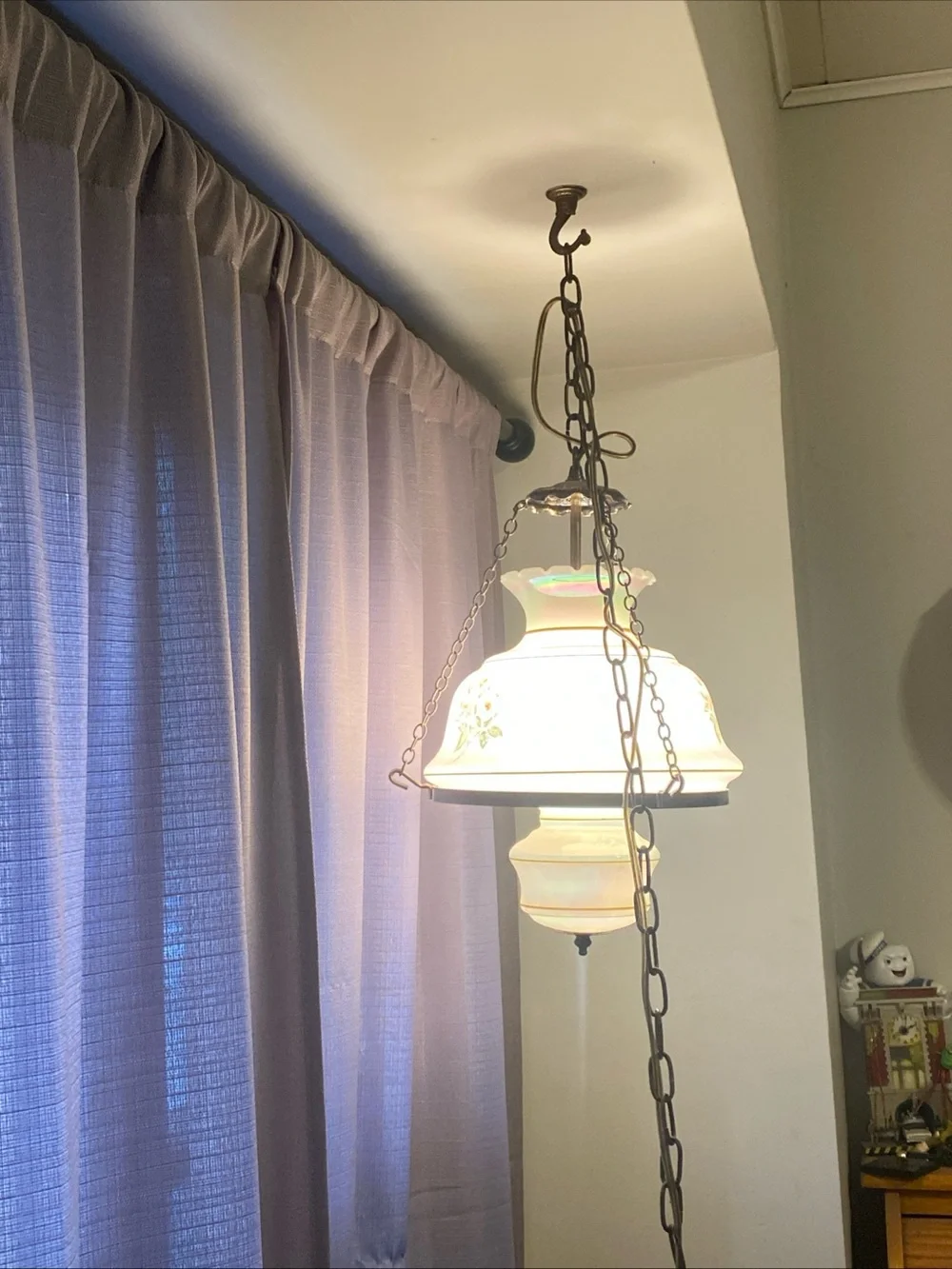 Vtg 70’s GWTW Swag Lamp White Luster Milk Glass Hand Painted Floral Working